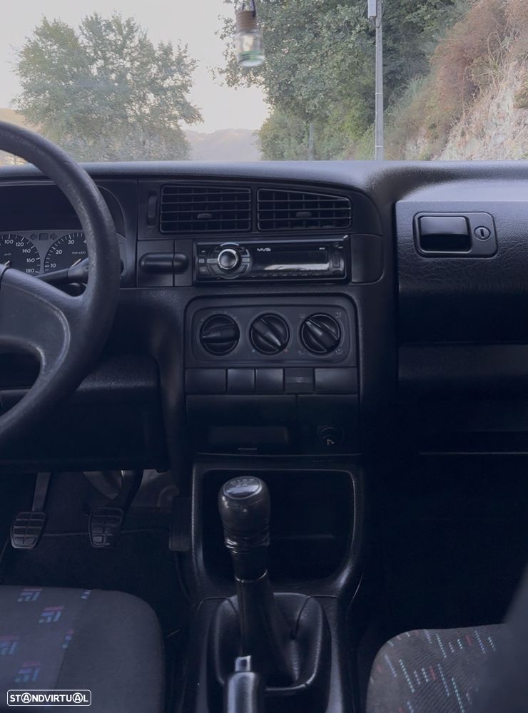 VW Golf 1.4 CL - 46