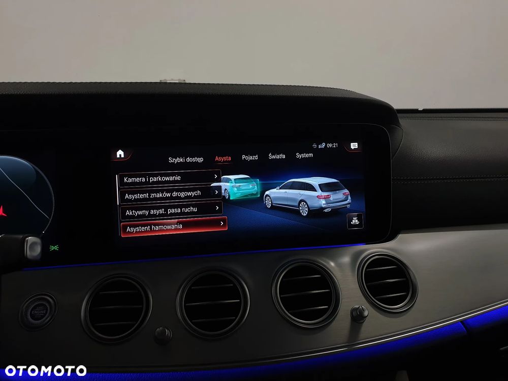 Mercedes-Benz Klasa E 300 de 4Matic 9G-TRONIC AMG Line - 25