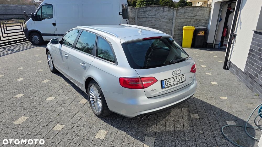 Audi A4 Avant 2.0 TDI DPF Ambiente - 4