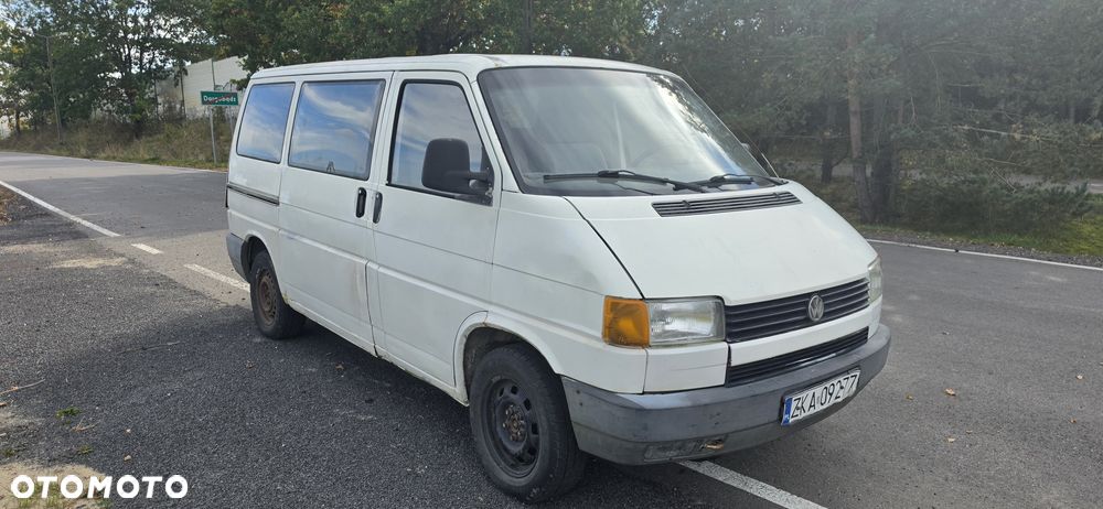 Volkswagen Caravelle - 2