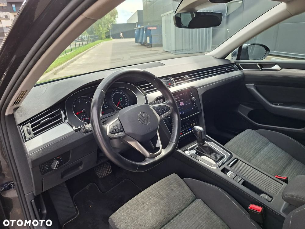 Volkswagen Passat Variant 2.0 TDI EVO Business DSG - 8