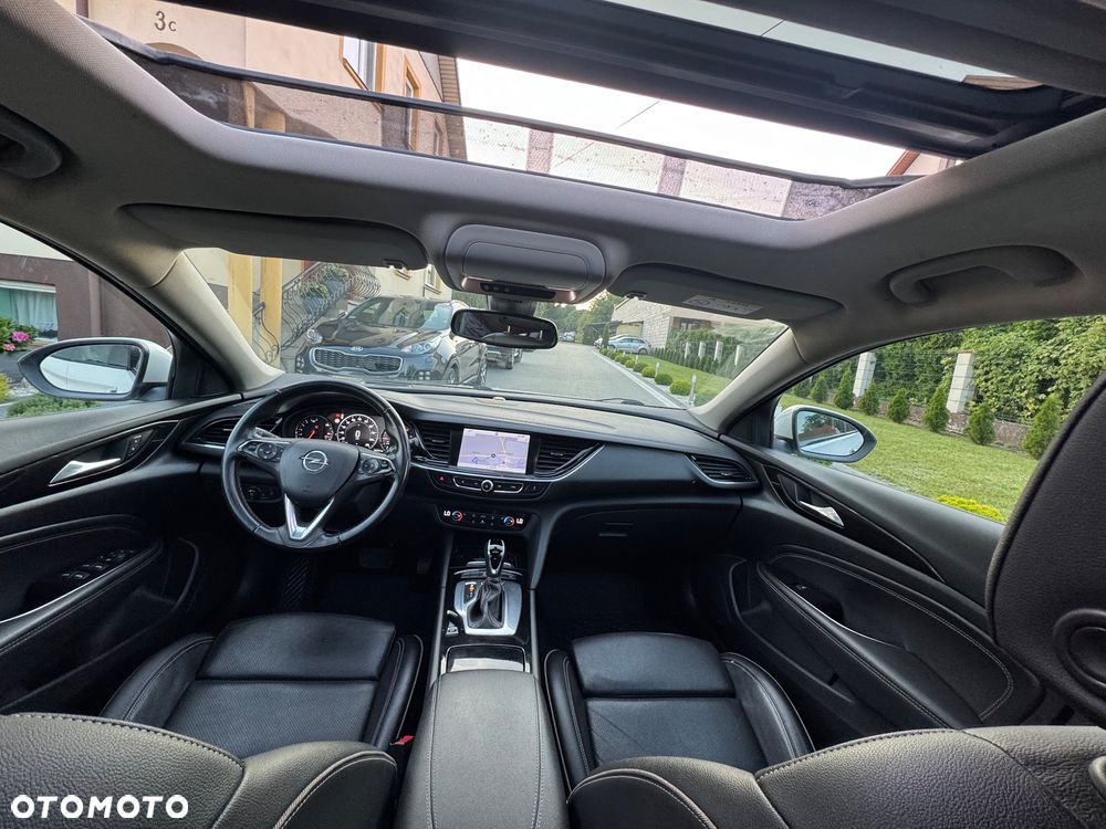 Opel Insignia 1.5 T Exclusive S&S - 12