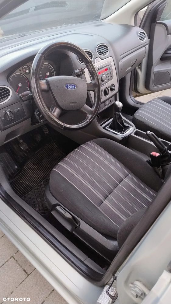 Ford Focus 1.6 TDCi Trend - 13