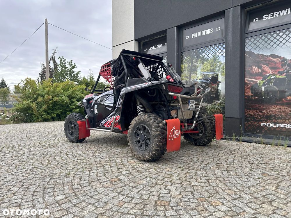Polaris RZR - 8