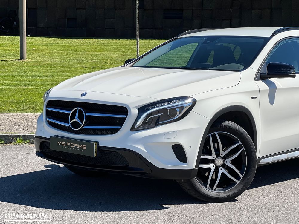Mercedes-Benz GLA 180 CDI Urban - 2