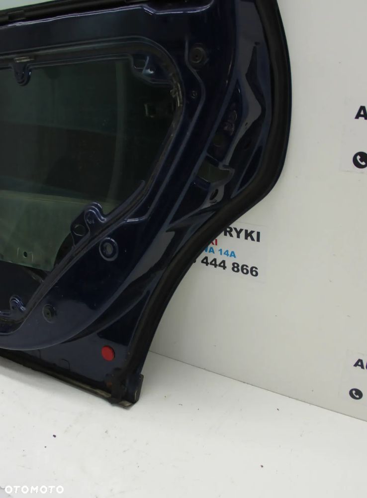 VW Passat B5 kombi Drzwi LN5Y Prawy Tył Zamek Boczek Szyba Zawiasy - 9