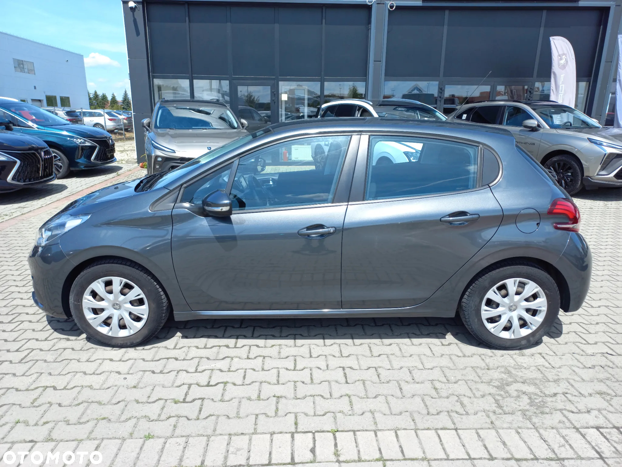 Peugeot 208 1.2 PureTech Active - 8