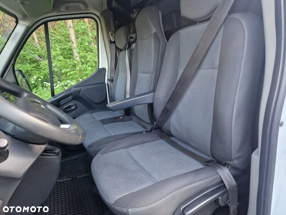 Renault Master - 25