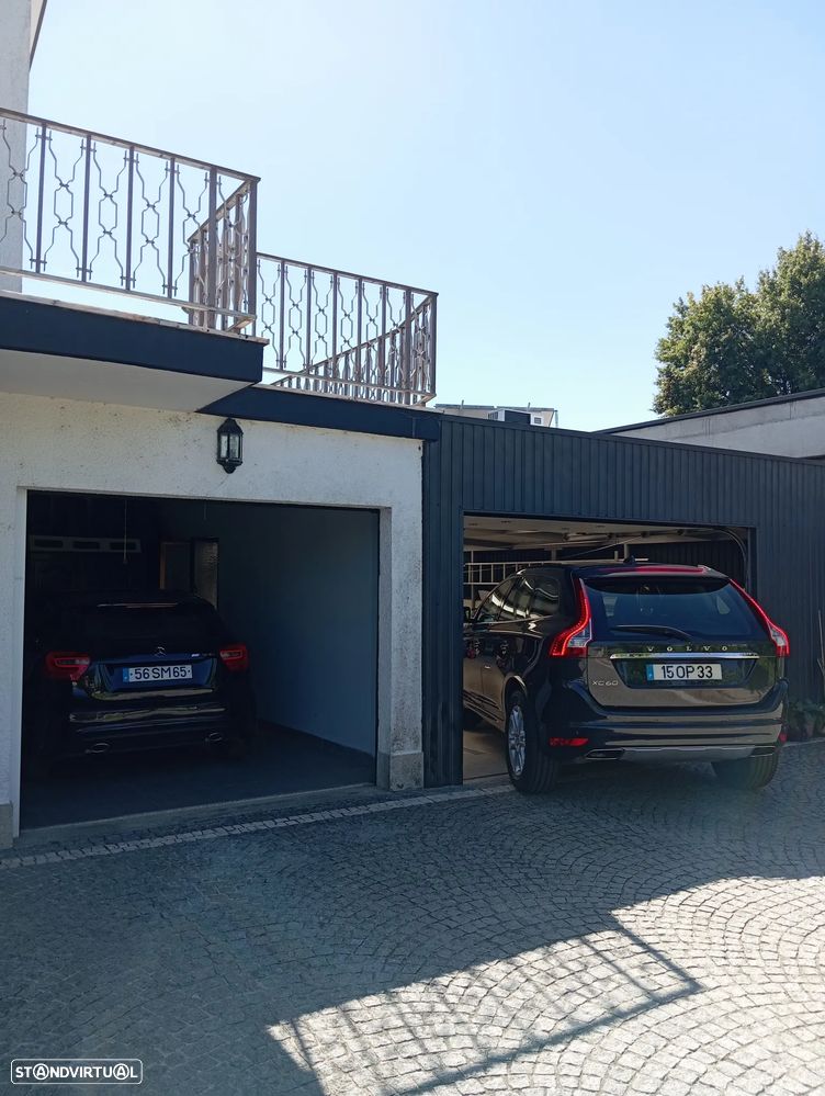 Volvo XC 60 2.0 D4 Momentum Geartronic - 10