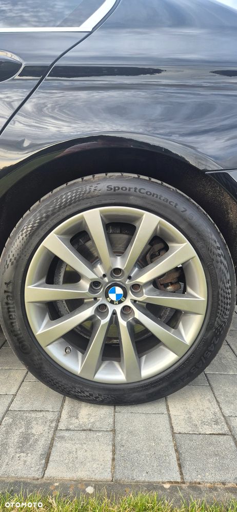 BMW Seria 5 525d xDrive - 5