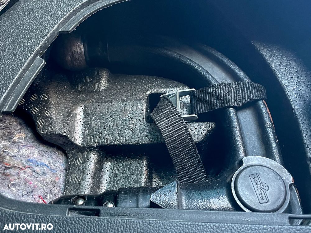 Opel Zafira 2.0 D (CDTI ecoFLEX) Start/Stop Innovation - 26