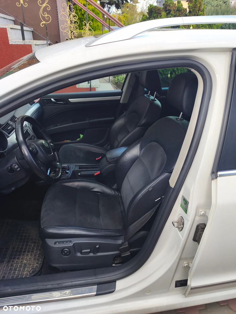 Skoda Superb 2.0 TDI DSG Exclusive - 7
