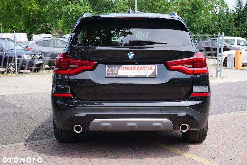 BMW X3 xDrive30d Luxury Line - 4