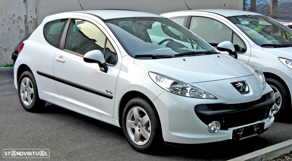 Peugeot 207 1.4 16V Trendy - 1
