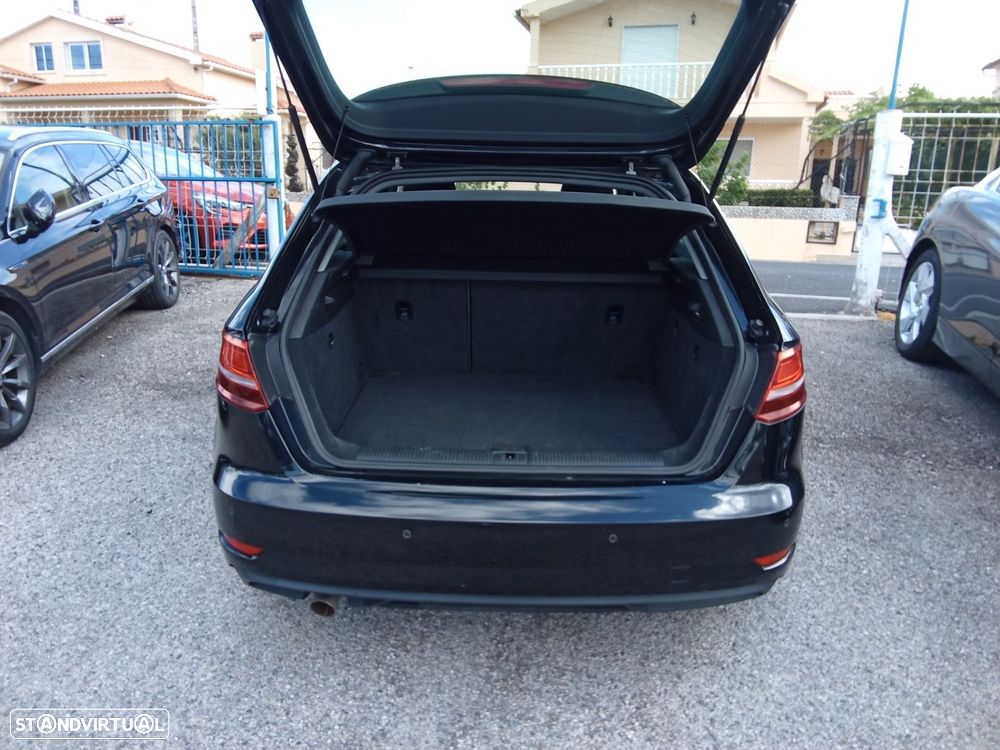 Audi A3 Sportback 1.6 TDI Design - 10
