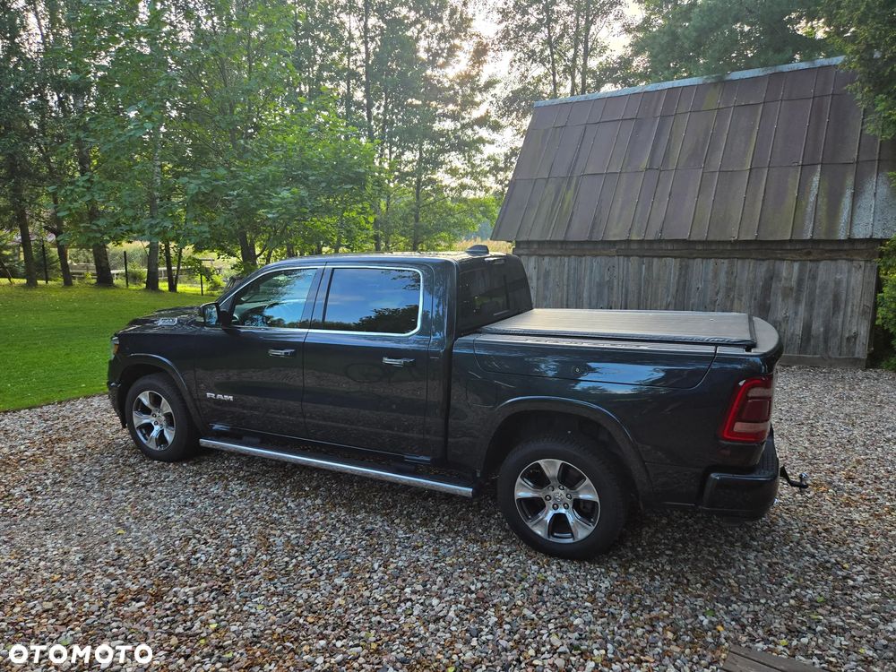 RAM 1500 5.7 eTorque Crew Cab Shortbed Laramie Chrome - 5