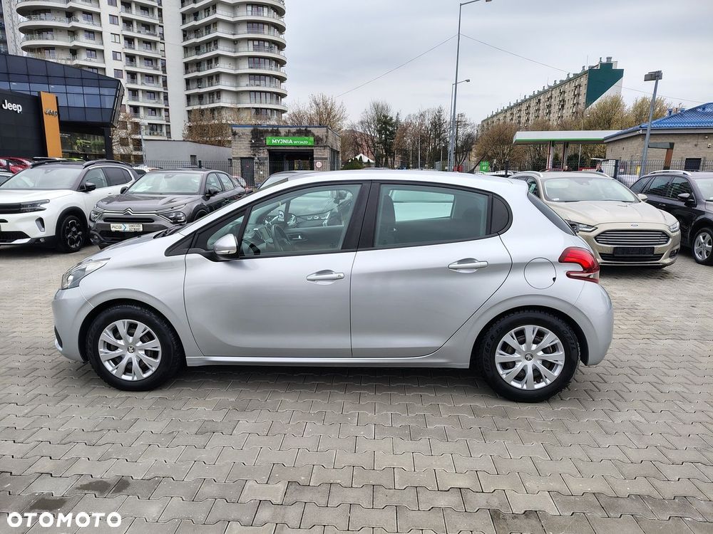 Peugeot 208 1.2 PureTech Active - 5