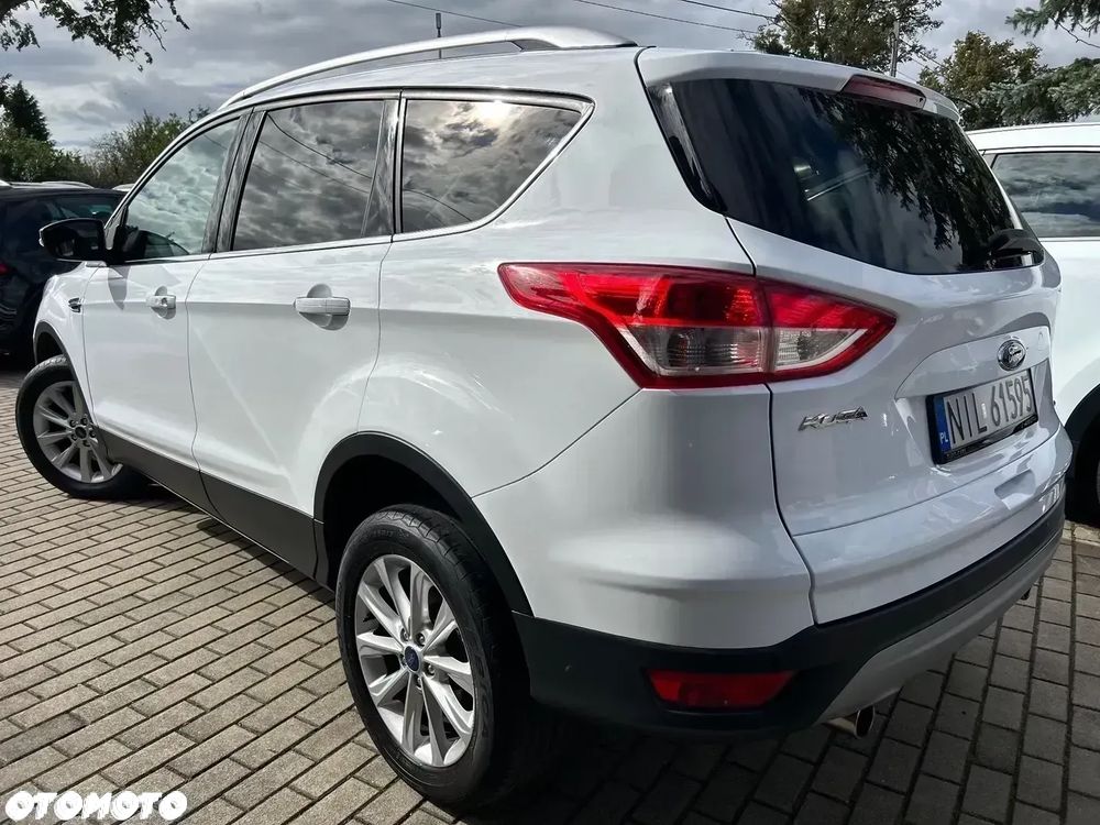 Ford Kuga 2.0 TDCi 2x4 Titanium - 3