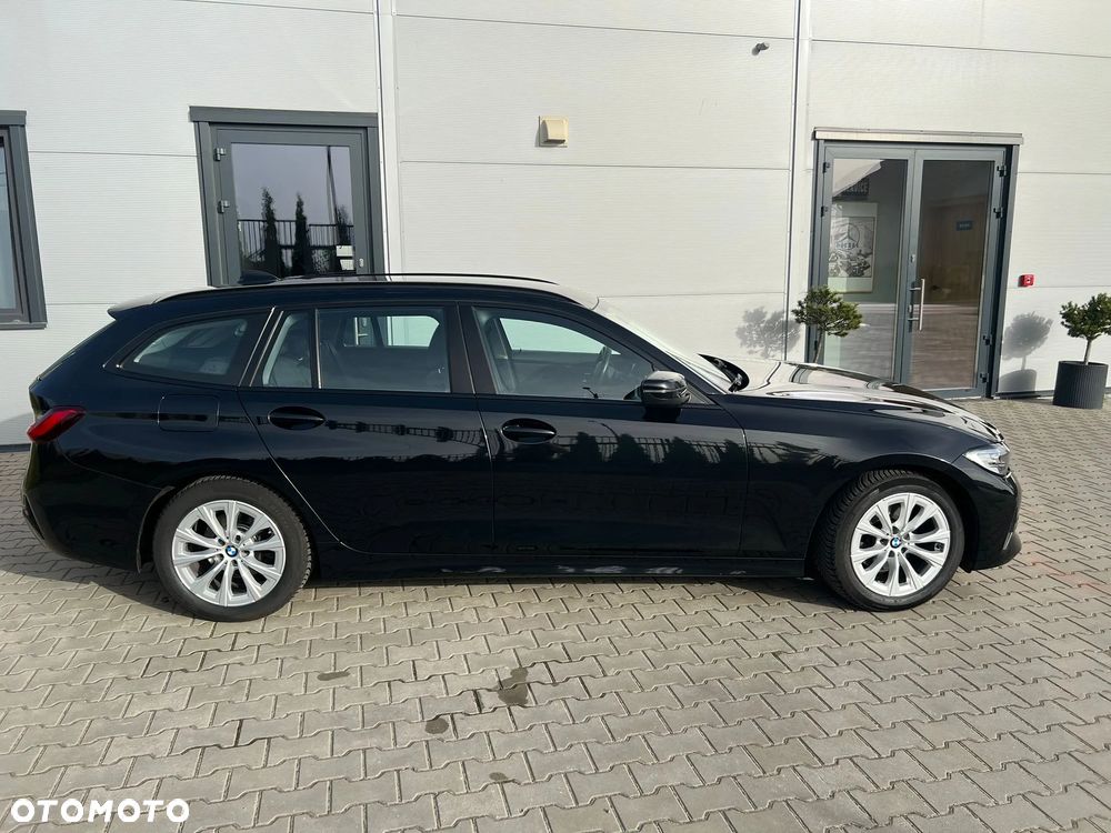BMW Seria 3 320d xDrive Luxury Line - 3