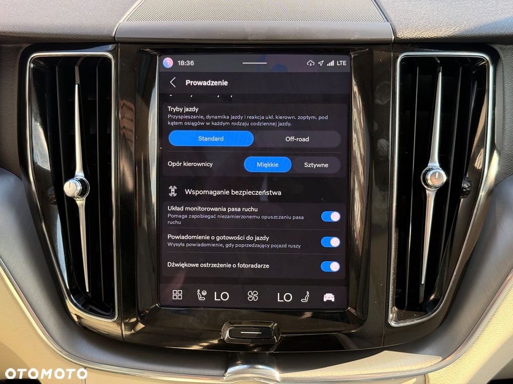 Volvo XC 60 B4 B Plus Bright - 31