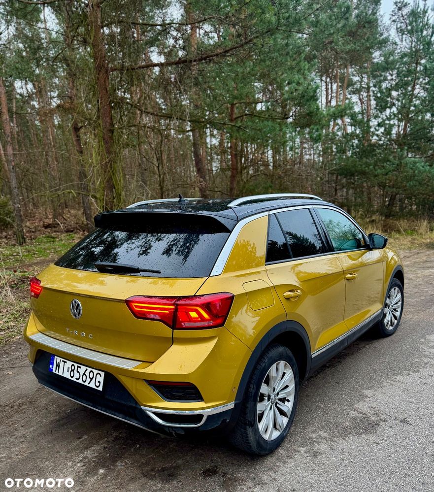 Volkswagen T-Roc - 10