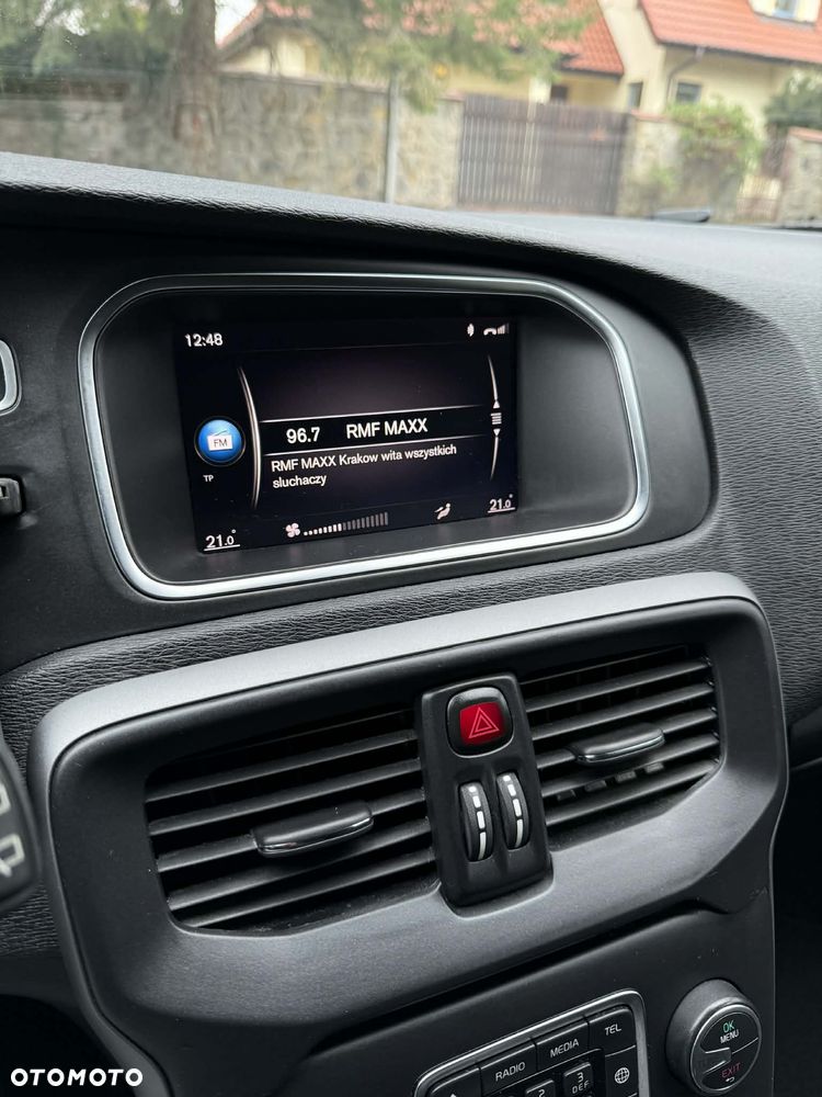 Volvo V40 D2 Geartronic Momentum - 11