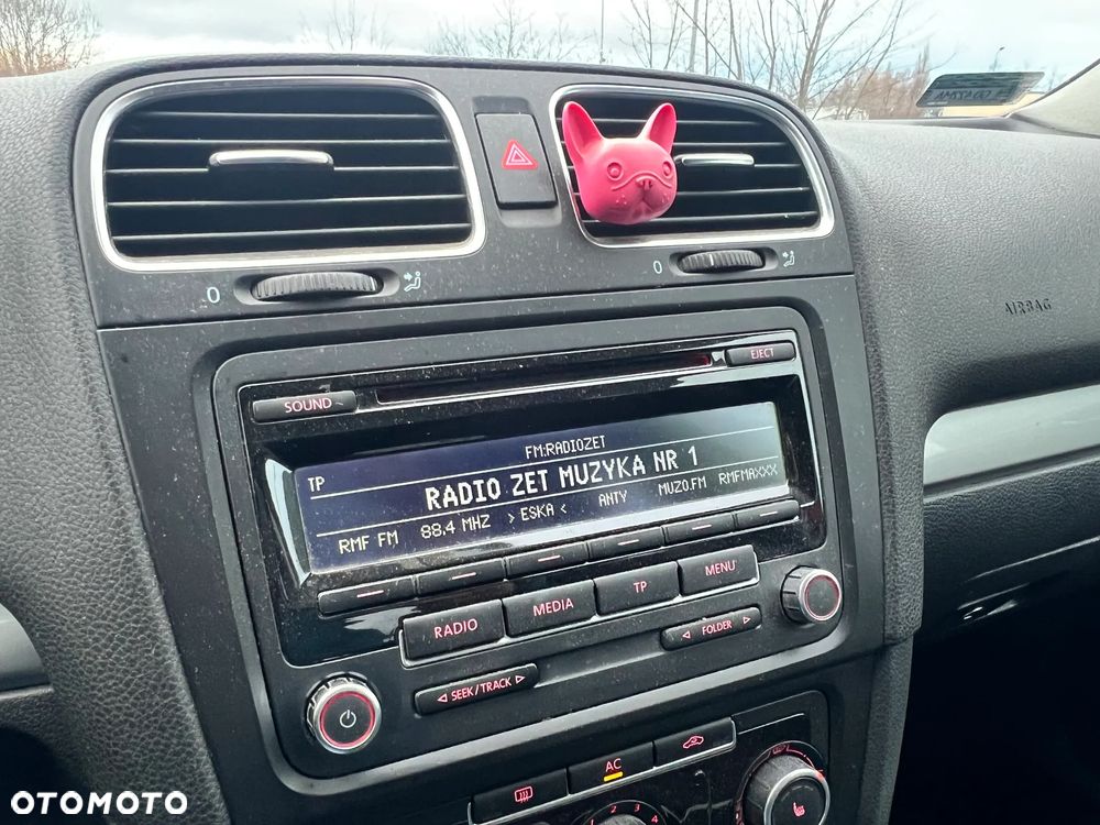 Volkswagen Golf - 17