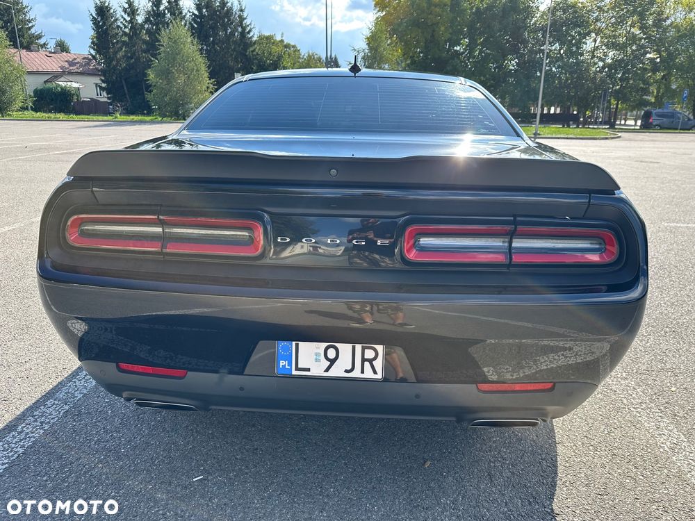 Dodge Challenger 5.7 R/T - 15
