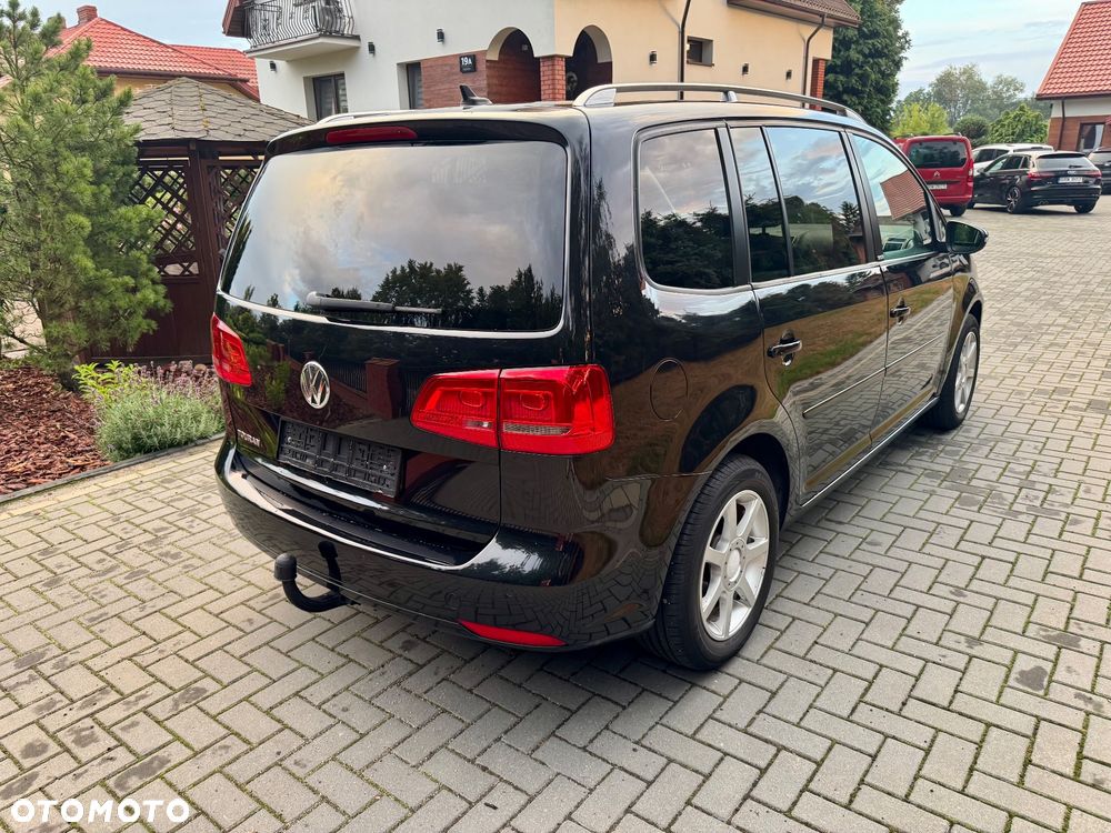 Volkswagen Touran 1.6 TDI DPF BlueMotion Technology STYLE - 8