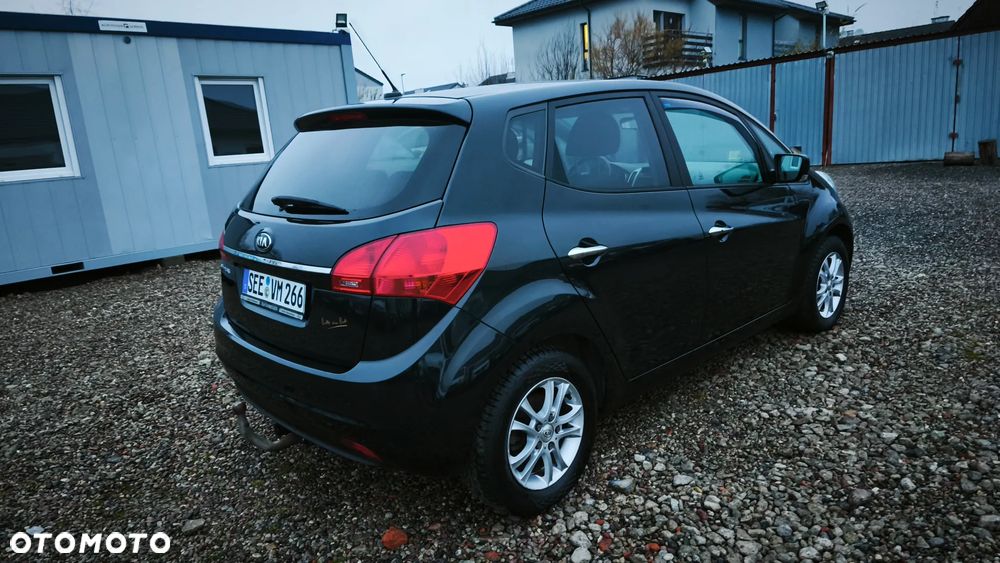 Kia Venga - 7