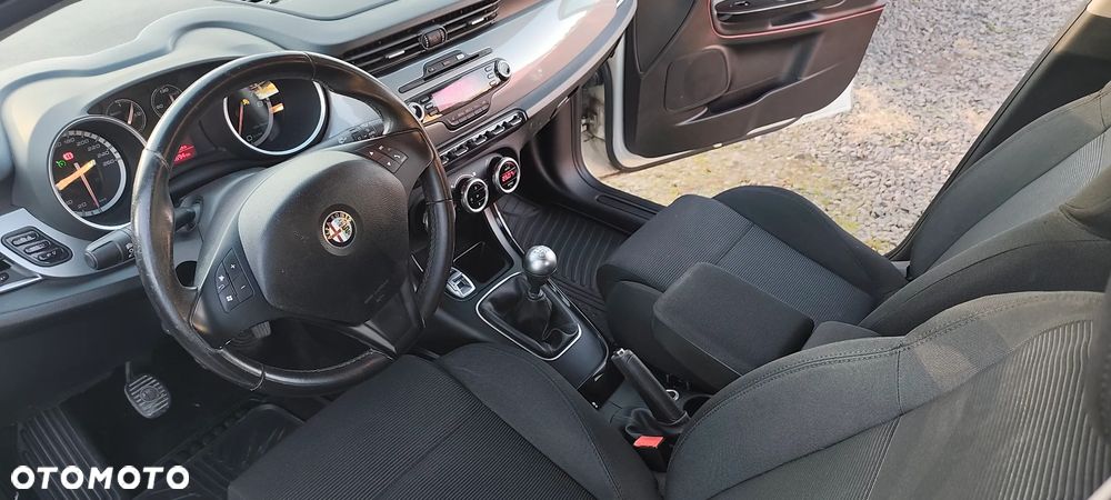 Alfa Romeo Giulietta 1.4 TB - 11