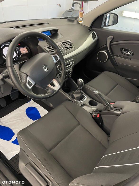 Renault Megane 1.5 dCi Dynamique - 7