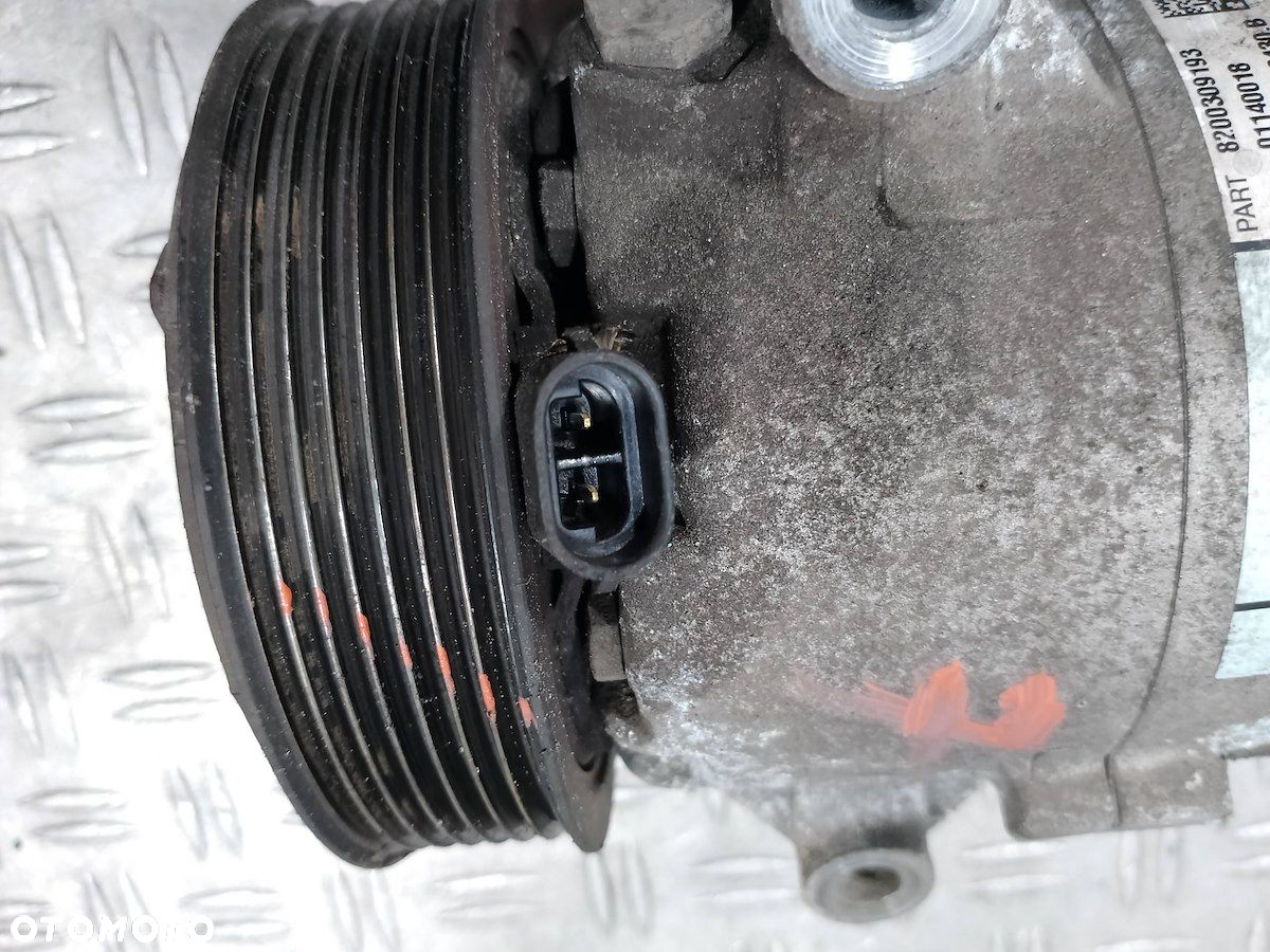 POMPA, SPRĘŻARKA KLIMATYZACJI RENAULT SCENIC II 8200309193  01140018 1.9 - 8