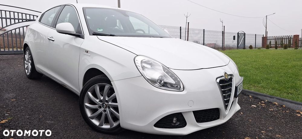 Alfa Romeo Giulietta - 1