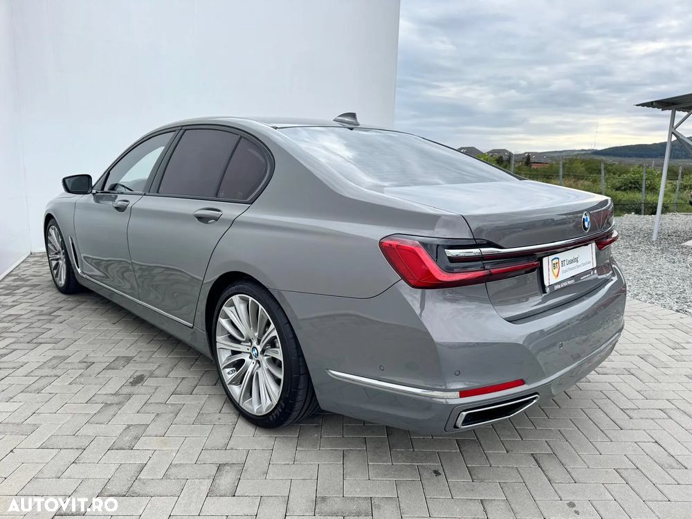 BMW Seria 7 730d xDrive MHEV - 4