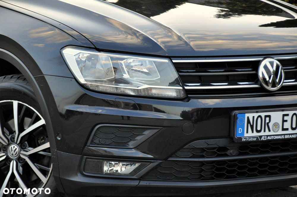 Volkswagen Tiguan - 12