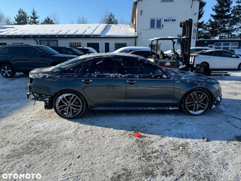 Audi S6 Limousine - 4