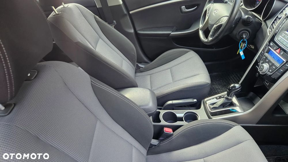 Hyundai i30 1.6 Classic - 14