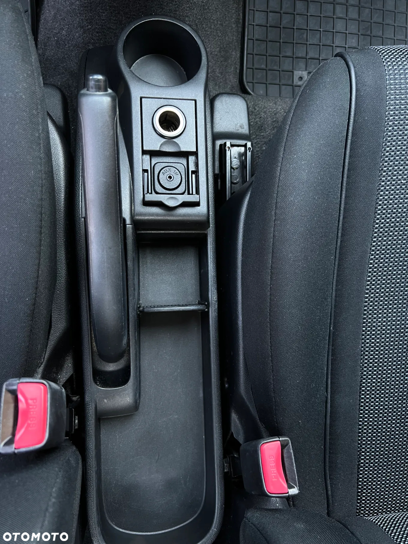 Mazda 2 1.3 Exclusive+ - 12