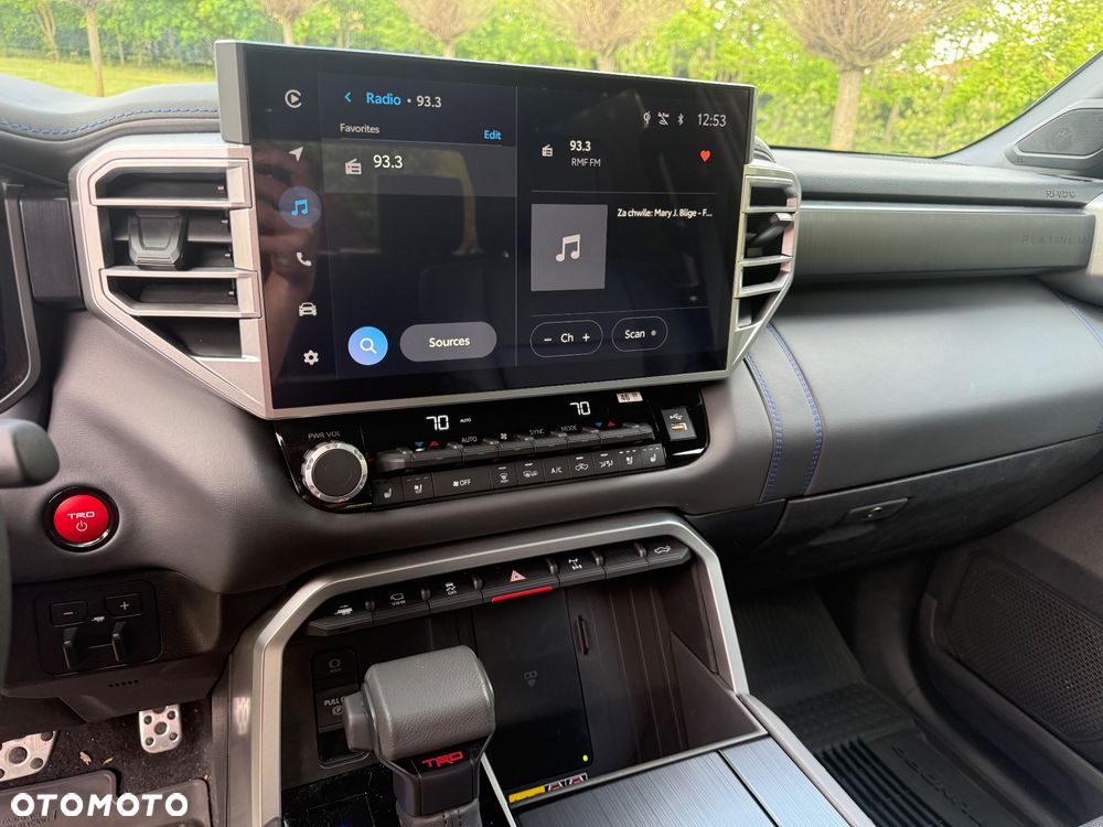 Toyota Tundra - 16