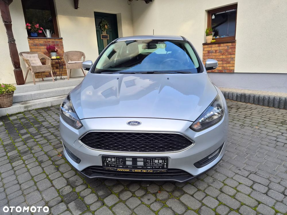 Ford Focus 1.0 EcoBoost Edition - 32