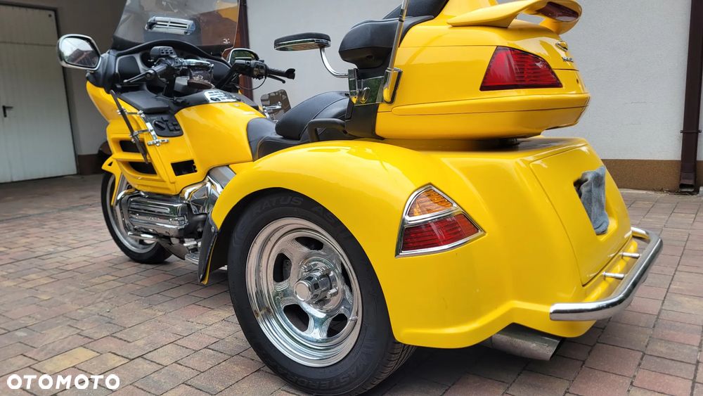 Honda GL - 11