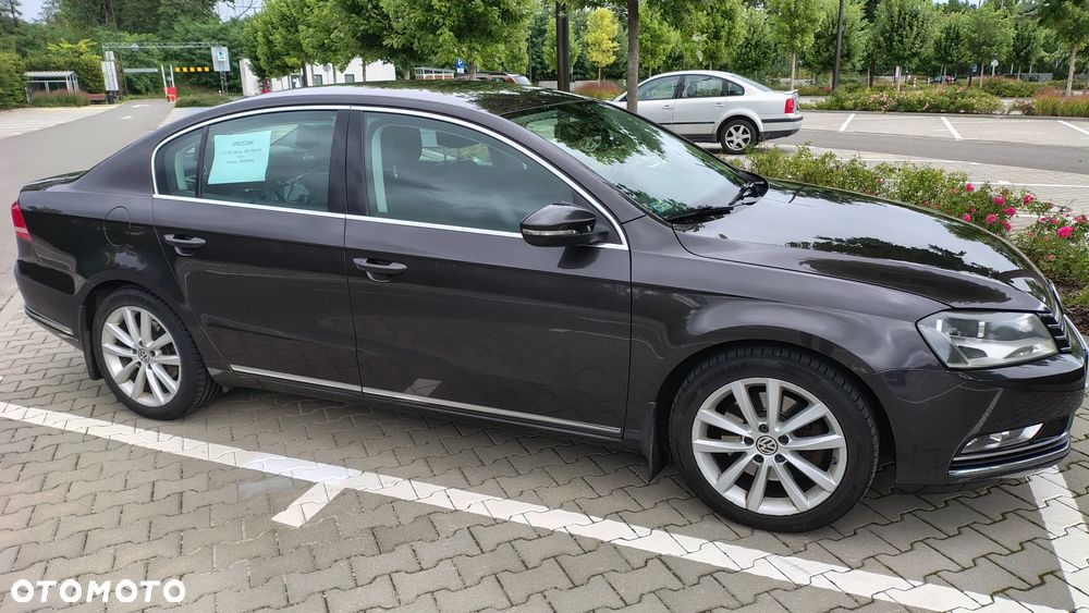 Volkswagen Passat 2.0 TDI DPF Highline DSG - 1