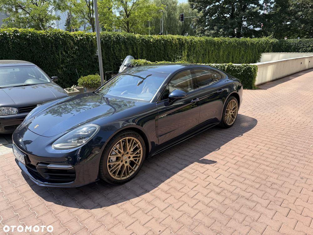 Porsche Panamera - 5