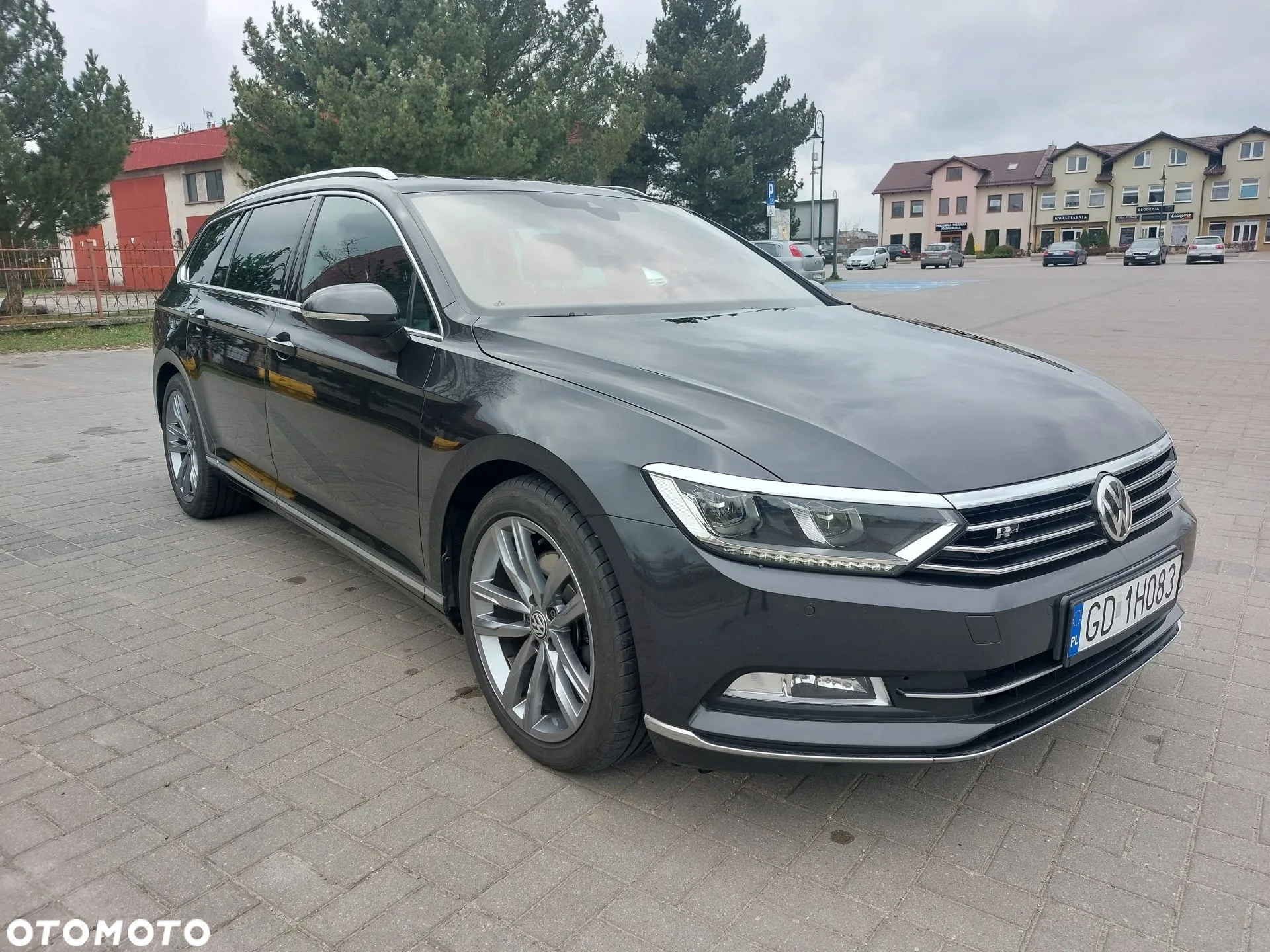 Volkswagen Passat Variant 2.0 TDI SCR Highline - 2