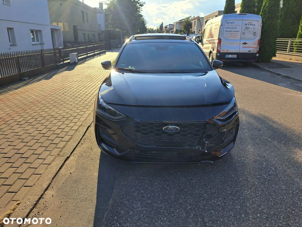 Ford Focus 1.0 EcoBoost Hybrid ST-LINE - 2