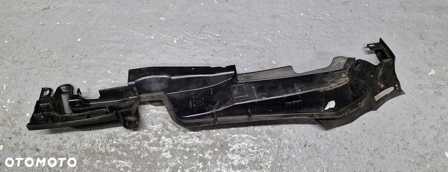 audi a4 b9 8w osłona wygłuszenie błotnika lewa 8w0821169 - 2