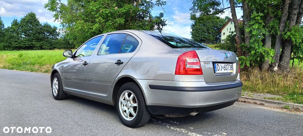 Skoda Octavia 1.6 Tour Classic - 8