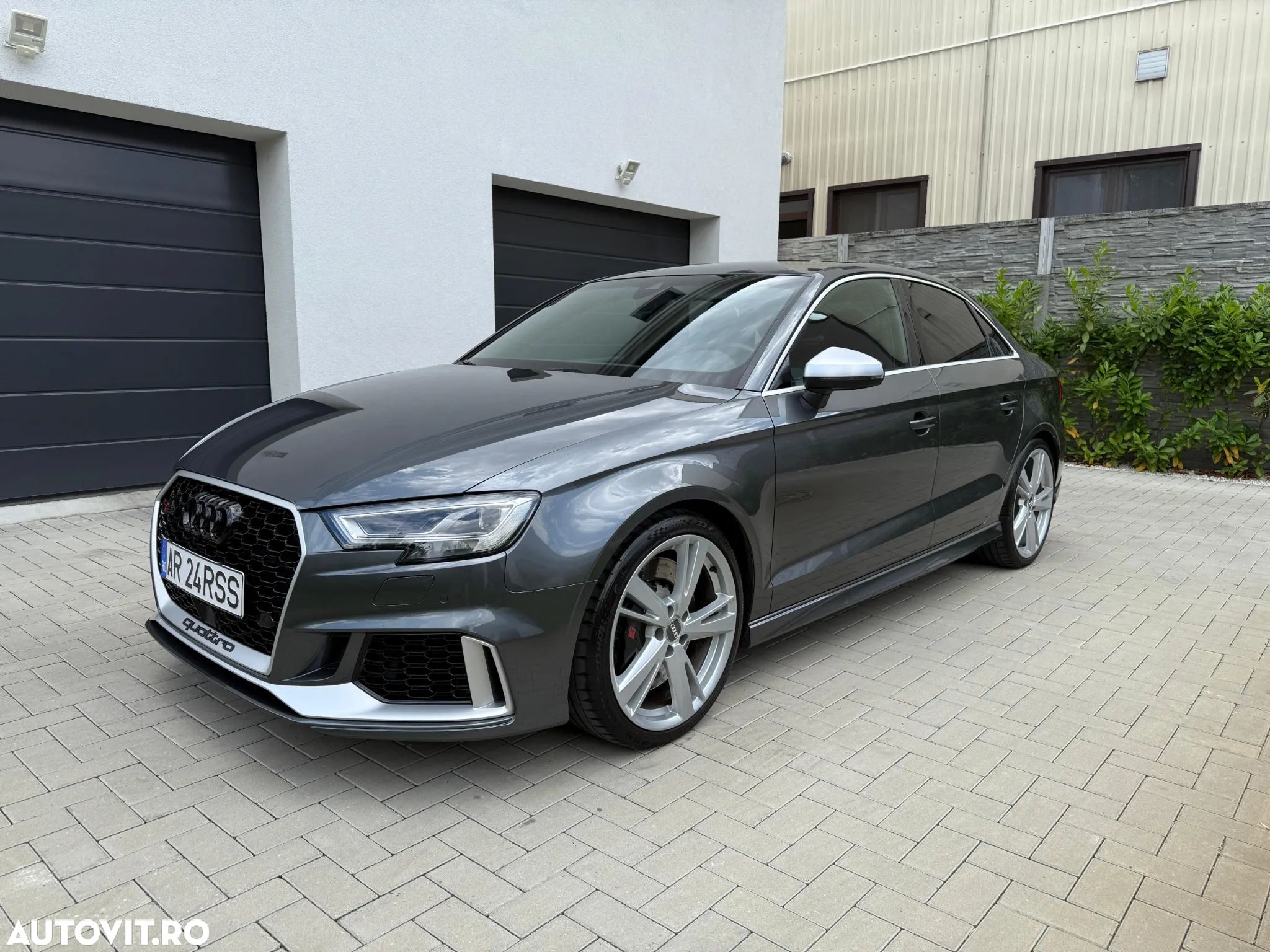 Audi RS3 TFSI Limousine quattro S tronic - 1