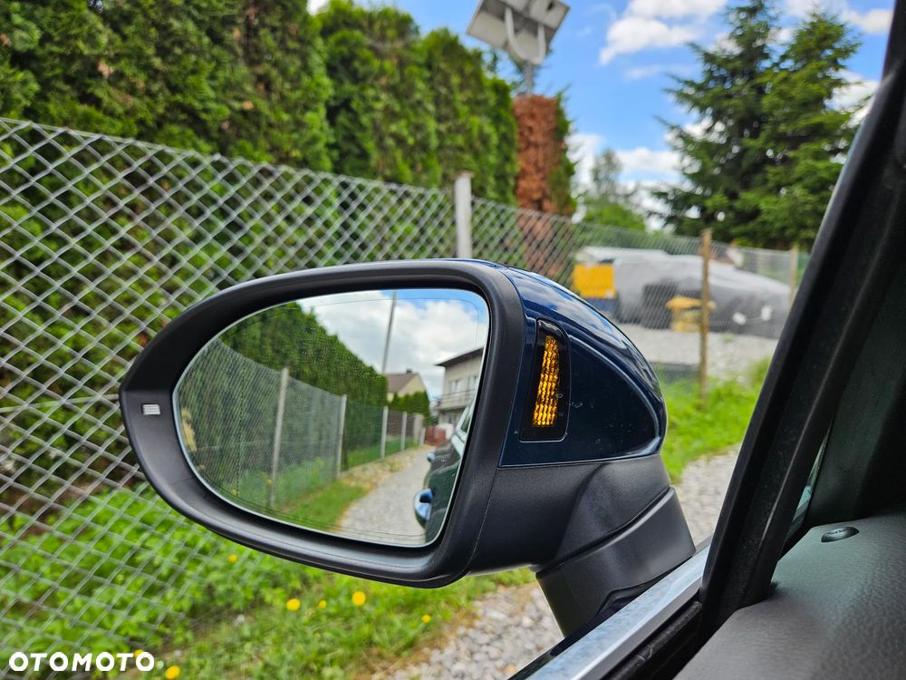 Volkswagen Passat 2.0 TDI EVO Elegance DSG - 40